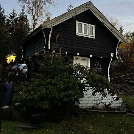 Stabbur Steinbekken, Back To Basic Primitive Overnight Eidsvoll Esterno foto